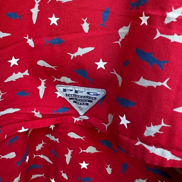 Columbia Men's Red Patterned Casual Button Down PFG Shirt Size Large - Picture 4 of 6